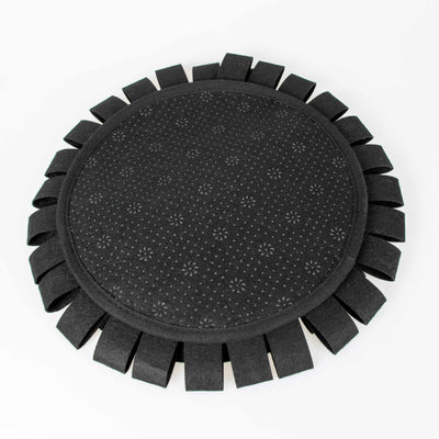 Suzy - sniffing mat black
